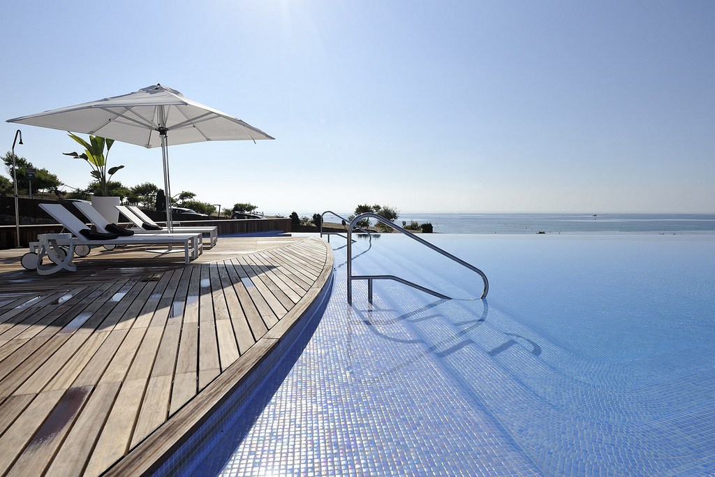 Beach Club